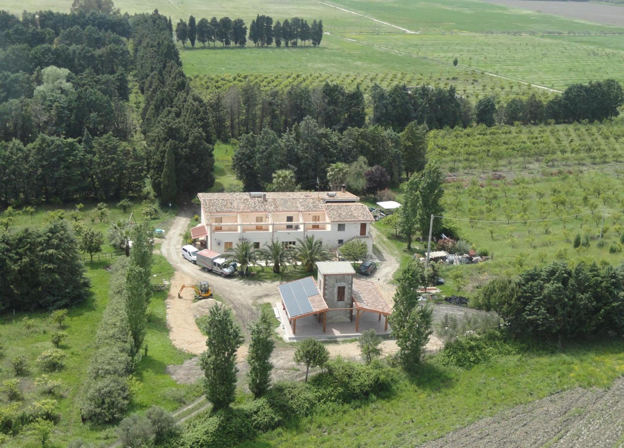 Agriturismo Torre Del Golfo 크로파니 외부 사진