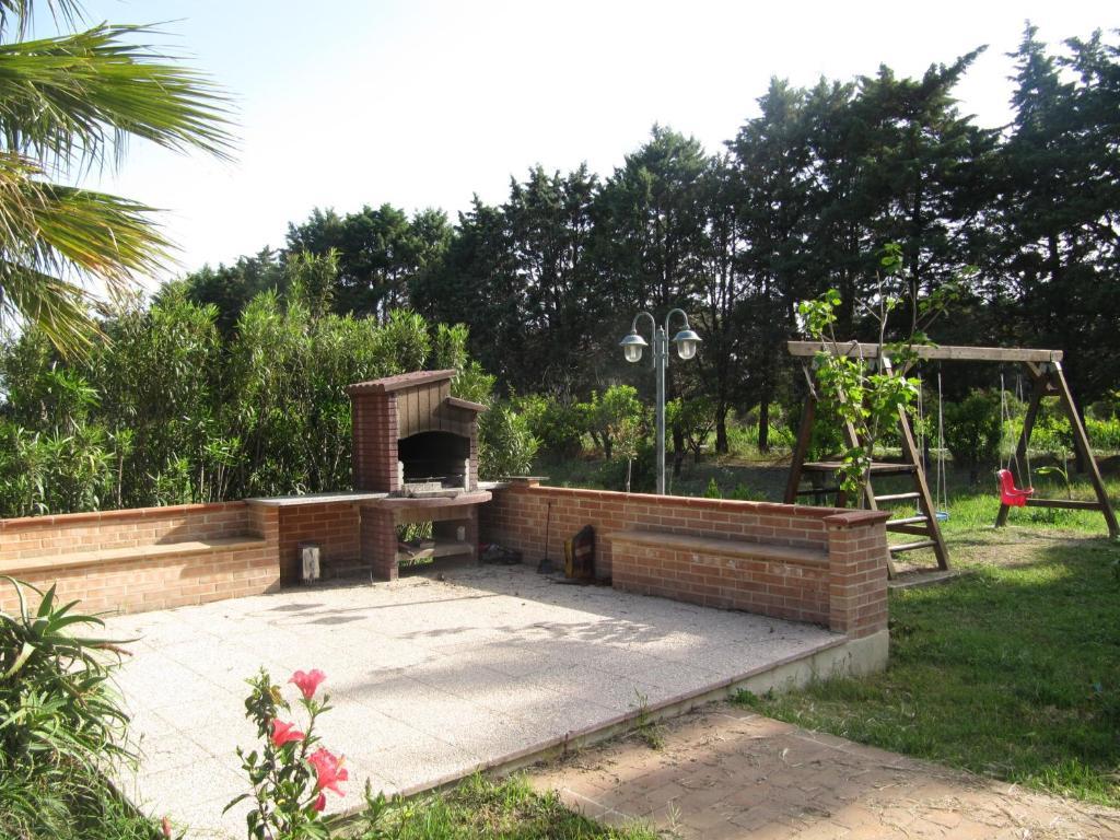 Agriturismo Torre Del Golfo 크로파니 외부 사진