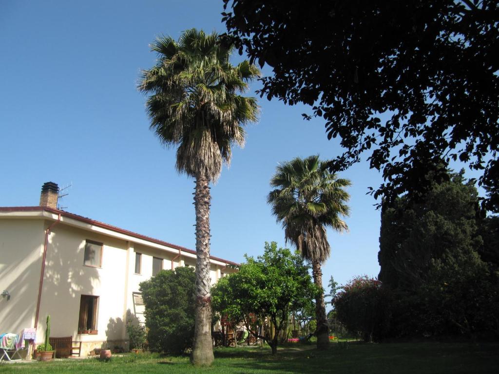 Agriturismo Torre Del Golfo 크로파니 외부 사진